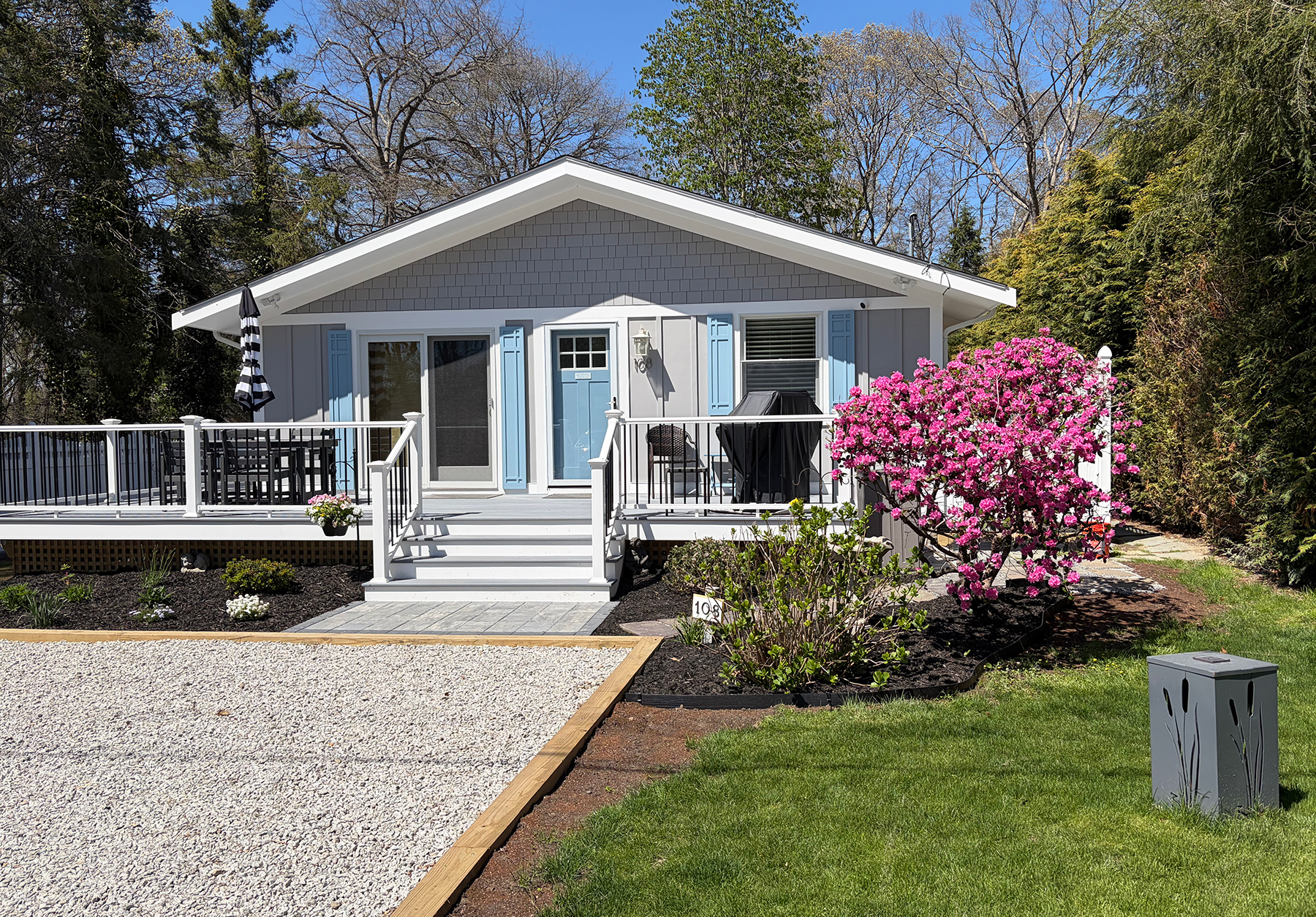 Front View of Cottage